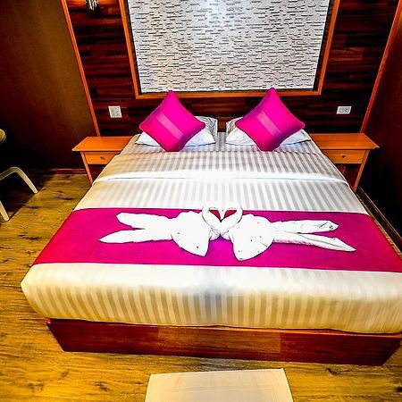 Lenoi Buri Hostel Phatthalung Luaran gambar