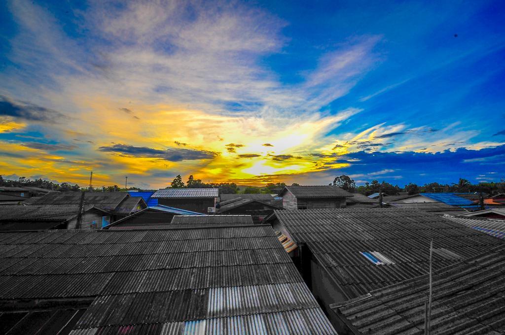 Lenoi Buri Hostel Phatthalung Luaran gambar