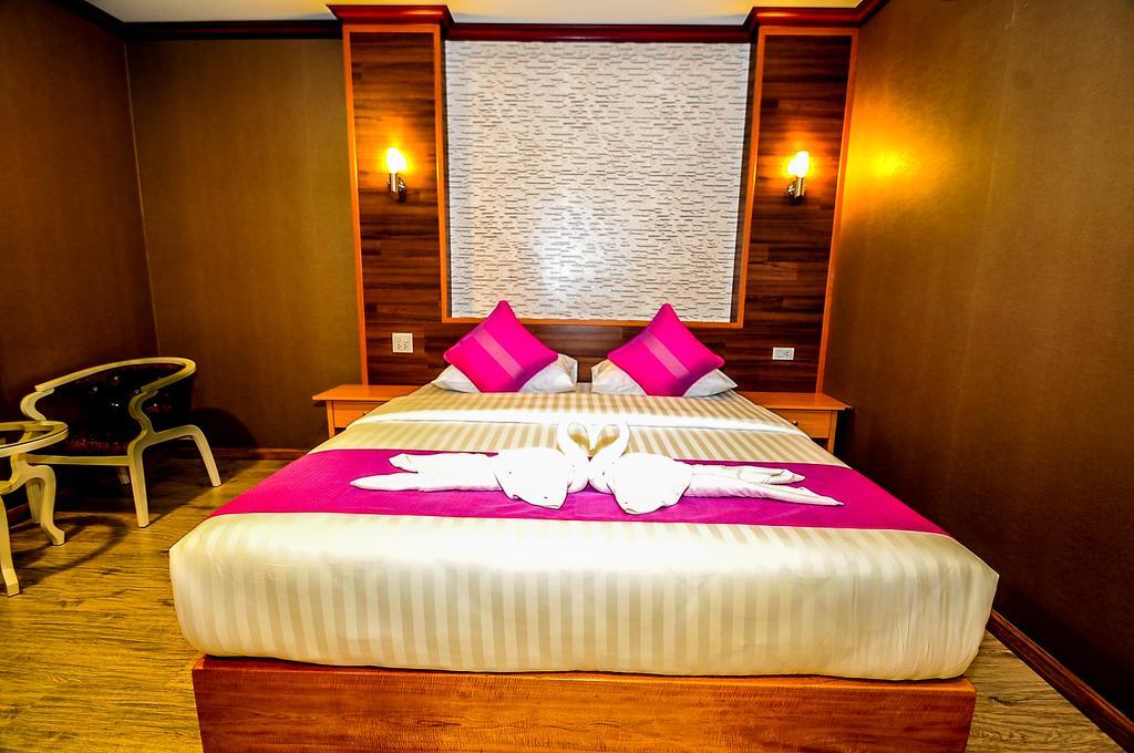 Lenoi Buri Hostel Phatthalung Luaran gambar