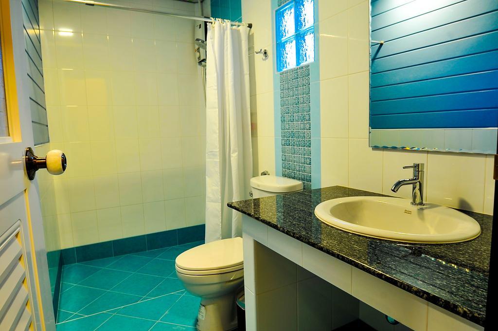 Lenoi Buri Hostel Phatthalung Luaran gambar